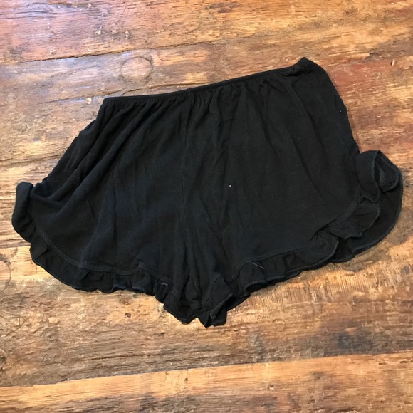 Brandy Melville short shorts