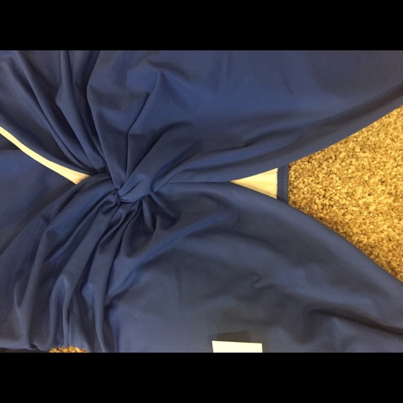 Bathing suit - Picture 3 of 4