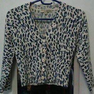 Cute cropped sweater