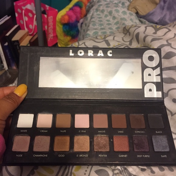 Lorac Pro eyeshadow palette - Picture 2 of 3