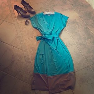 Pretty Maggie London jersey faux wrap dress