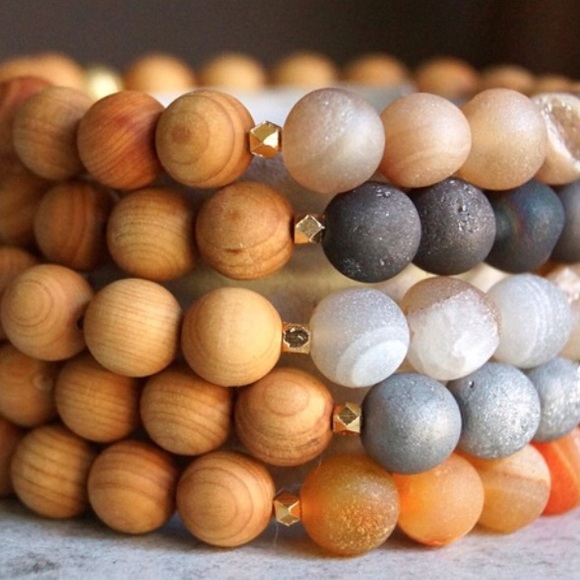 Druzy & Wood Bracelet - Picture 3 of 4