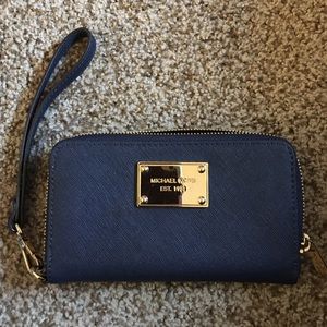 Michael Kors Wristlet