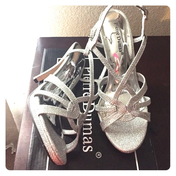 Dress heels/ High heels