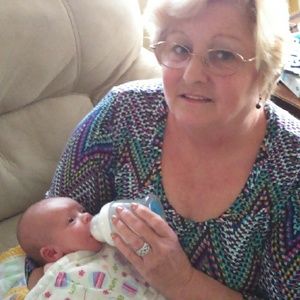 Meet your Posher, Cynthia