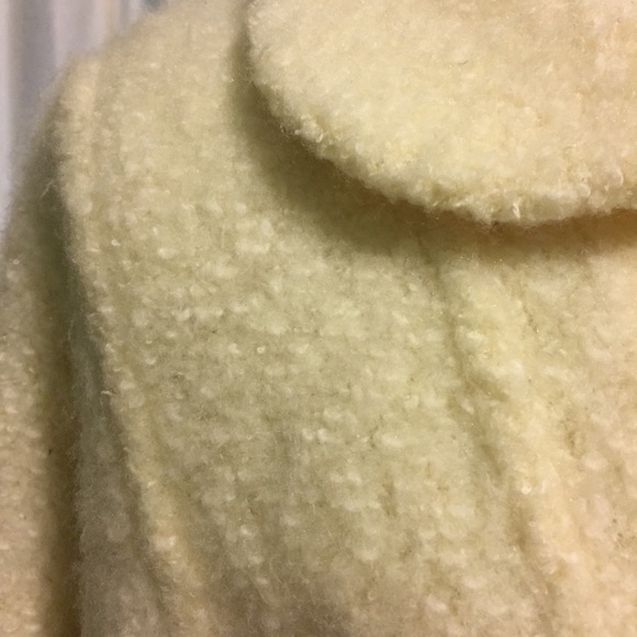 Ultra-soft Cream Colored Beige Jacket - Picture 5 of 5