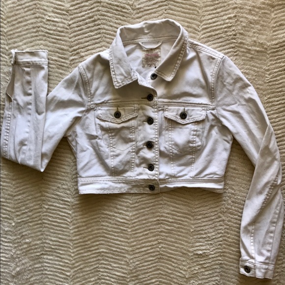 🛍SALE🛍 Free People Cropped Denim Top