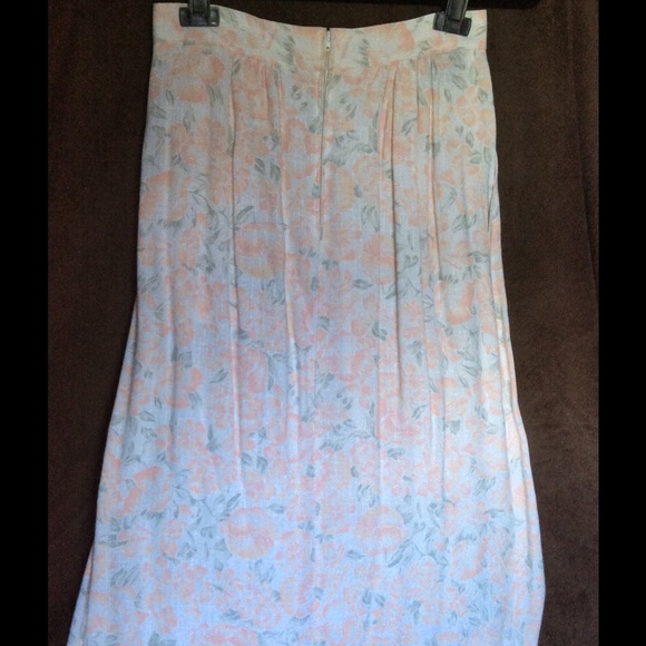 Floral print skirt - Picture 3 of 4