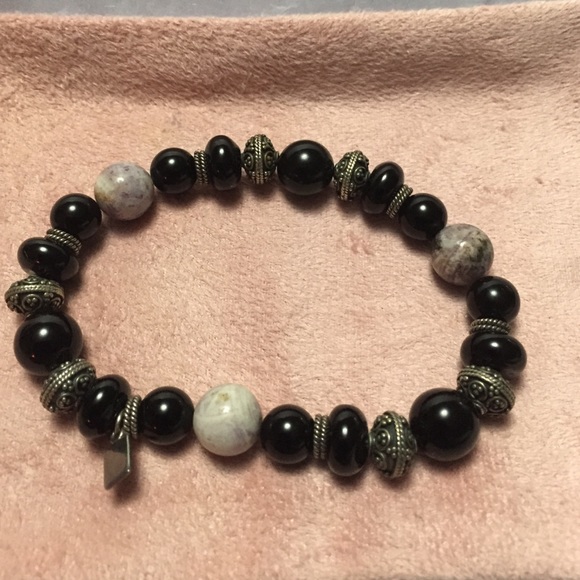 Bracelet onyx/charoite/Sterling stretch