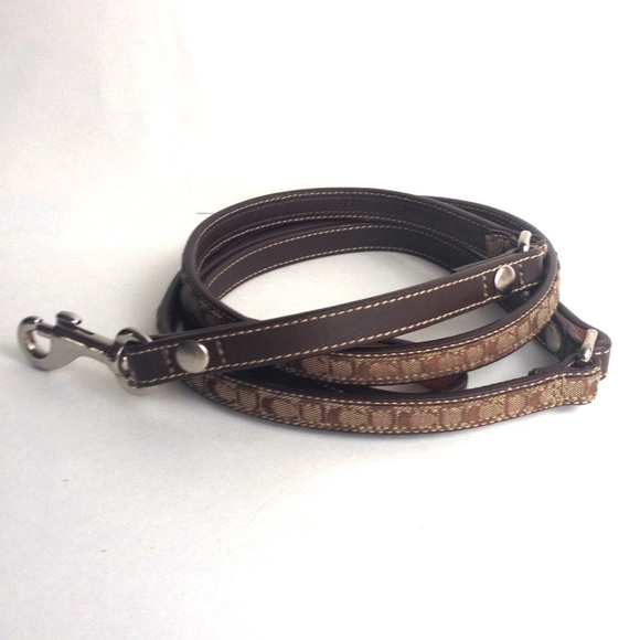 coach dog leash