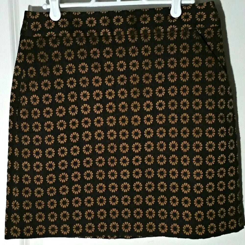 Gorgeous Loft Skirt NWT!