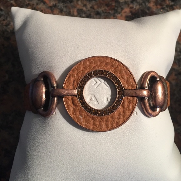 Leather bracelet