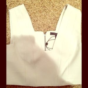 BCBG crop top