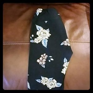 LuLaRoe OS leggings