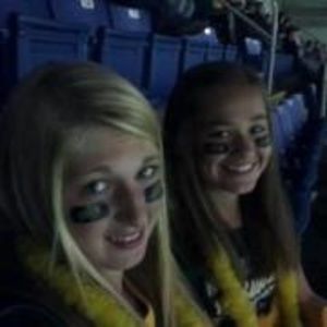 Meet your Posher, Claire