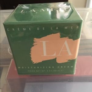 La Mer Moisturizing Cream in packaging! 2.0oz