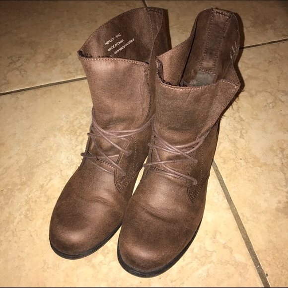 Final SALE! Perfect boots for Xmas!! 🎅🏻🎁