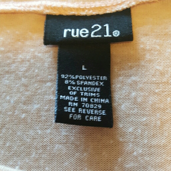Pink t-shirt - Picture 3 of 3