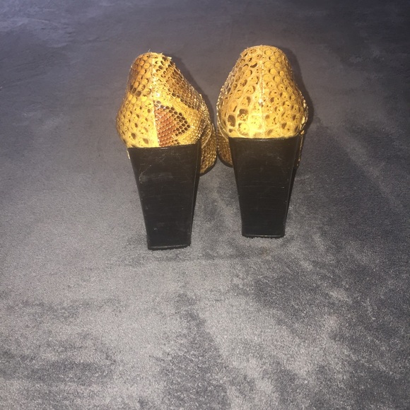 Heels 👠 - Picture 4 of 4