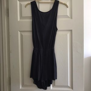 URBAN OUTFITTERS gray cotton romper