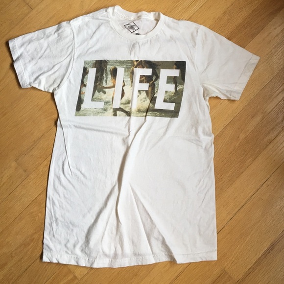Logo tee!