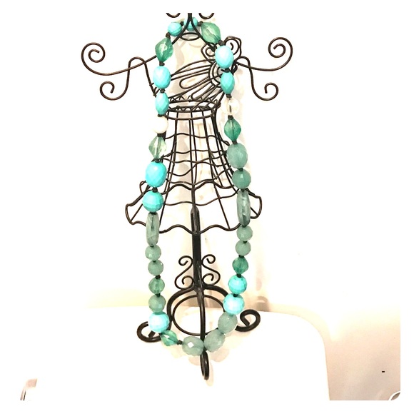 Statement necklace