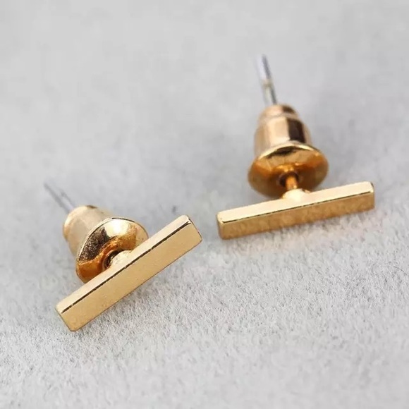 •Boutique• Tiny Bar Stud Earrings - Picture 3 of 4