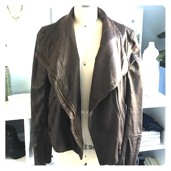 Andrew Marc Brown Leather Jacket size Small