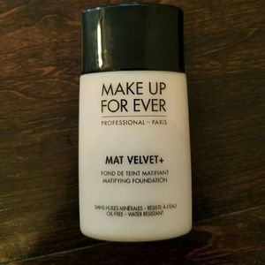 MakeUp Forever Foundation