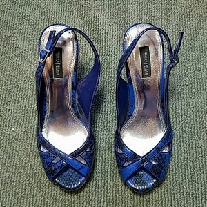 Women's size 9 White house Black Market wedge