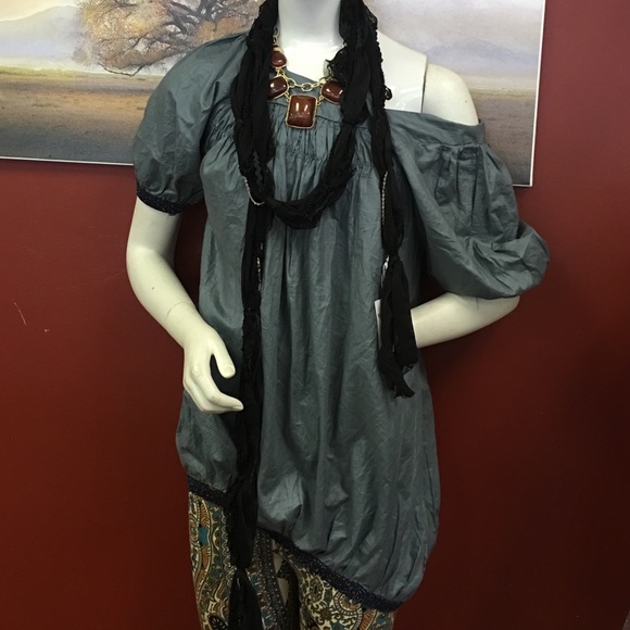 NWT N-E-E-T, bloused, boho, gypsy  tunic - Picture 2 of 4