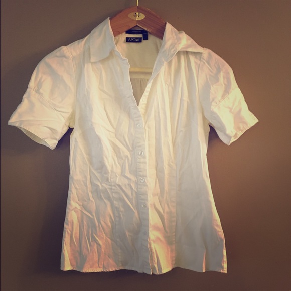Apt. 9 essentials button down shirt.