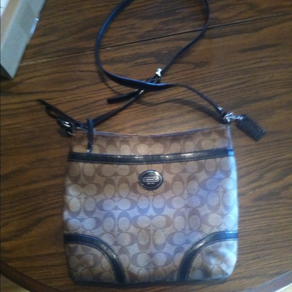 Authentic coach purse