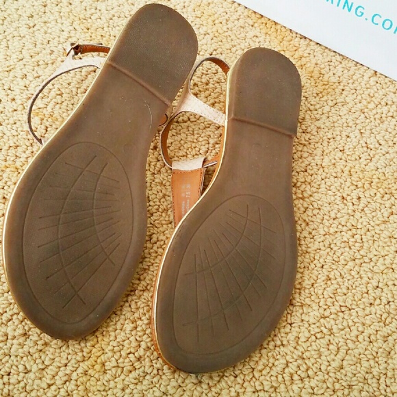 Flats - Picture 2 of 2