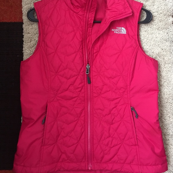 North Face Vest pink size small