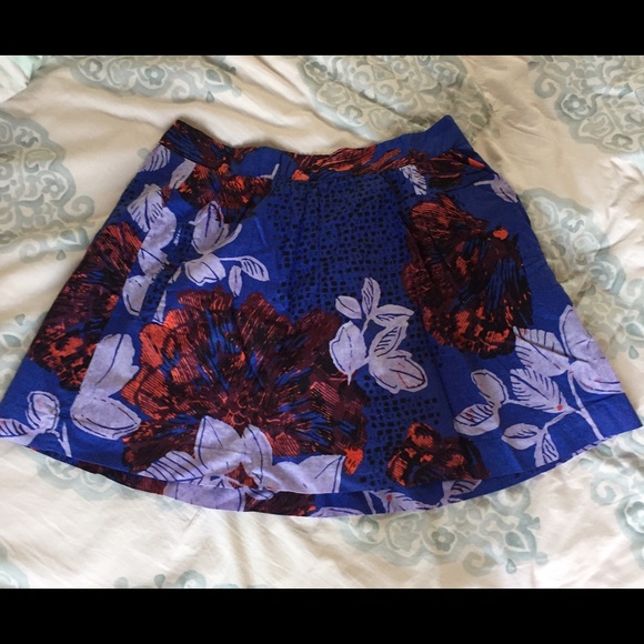 Anthropologie edmé & esyllte skirt, size M