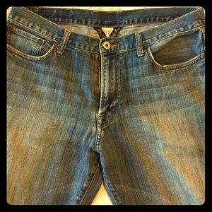 Super Hot!! 😍Men's lucky brand jeans 33x30