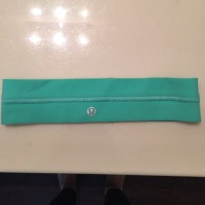 Lululemon turquoise headband