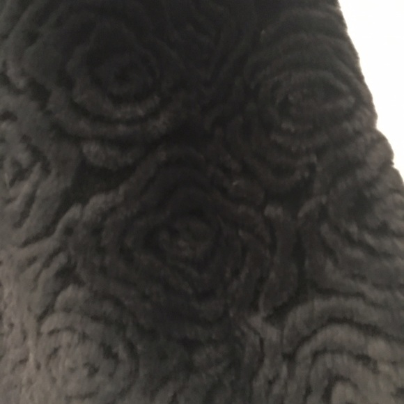 ❤️Luxurious Reversible faux fur/suede Vest - Picture 4 of 4