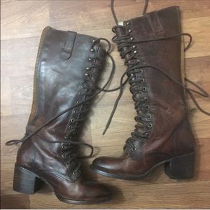 Free bird Grany boots. Good condition barely worn