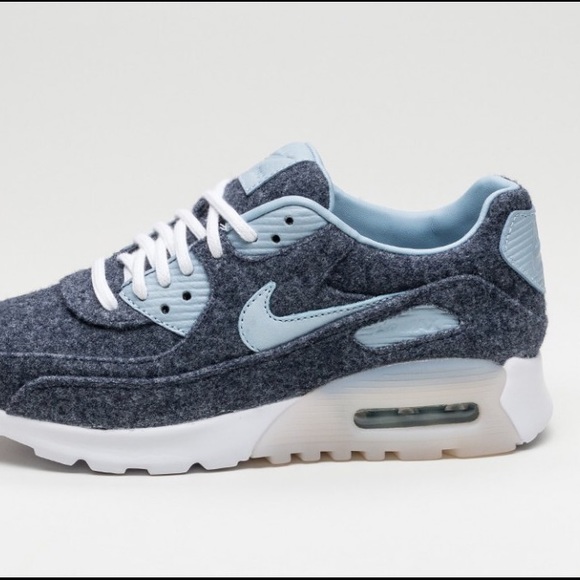 {Nike} Air Max 90 Ultra PRM - Picture 2 of 5