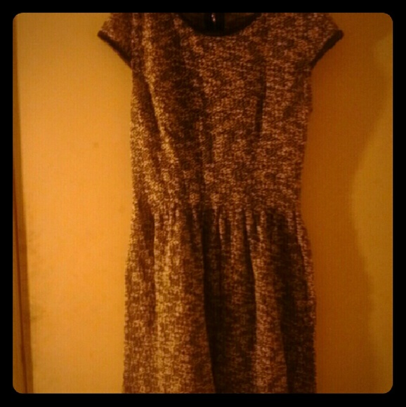 Black and white tunic top dress