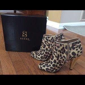 Leopard booties- New size 6