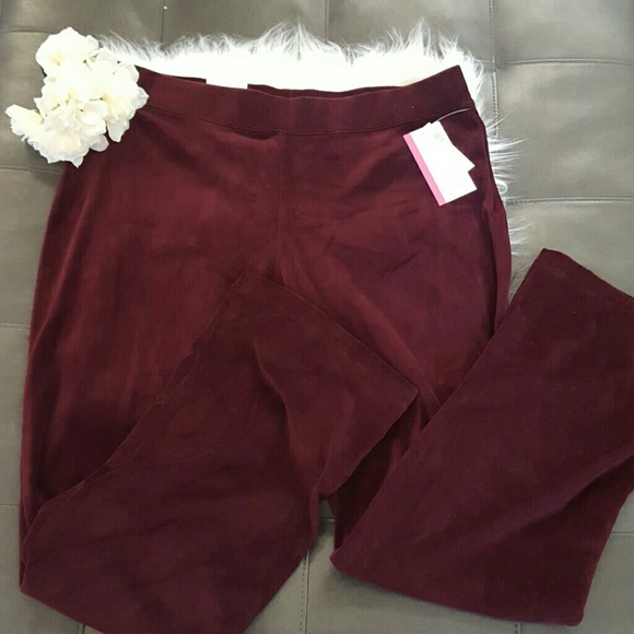 💥SOLD!!!!💥BOOT LEG SWEATPANTS - Picture 1 of 4