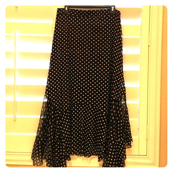 Black and white polka dot skirt - Picture 1 of 1