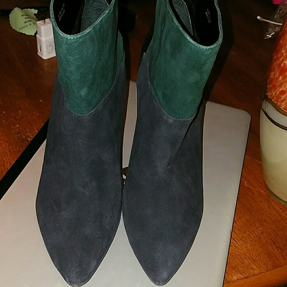NEVER Worn Chinese Laundry Booties
