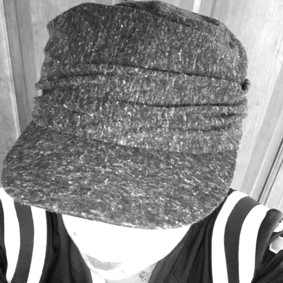 D&Y Accessories - Grey Cap D&Y Accessories - Grey Cap