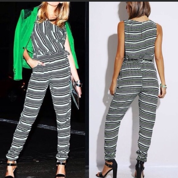 Striped Jumper🎀 - Picture 2 of 3