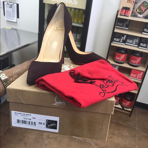 AUTHENTIC!!Christian Louboutin - So Kate suede. - Picture 4 of 4