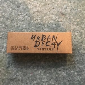 BNIB URBAN DECAY VINTAGE LIPSTICK